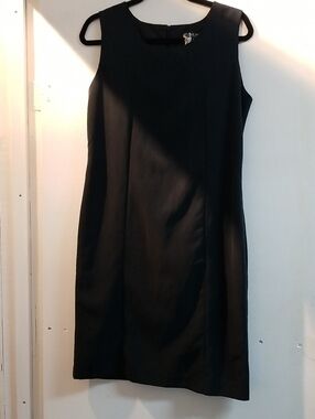 Balance Collection Black Sleeveless Mini Sheath Dress